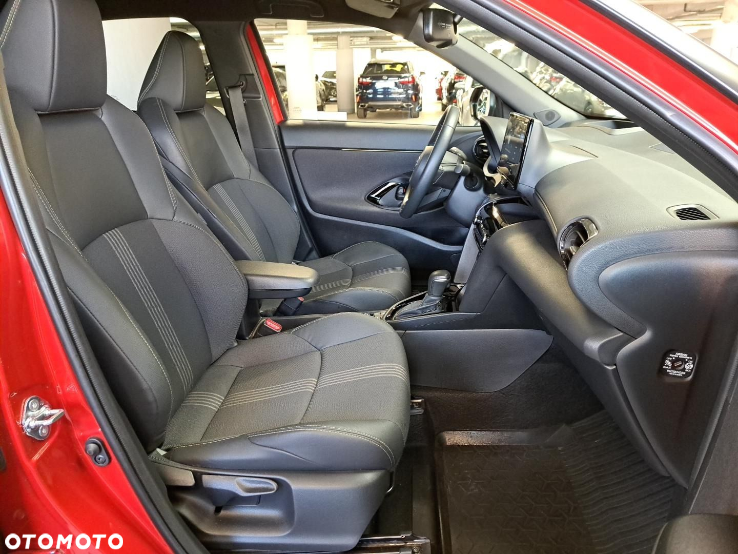 Toyota Yaris Cross - 12