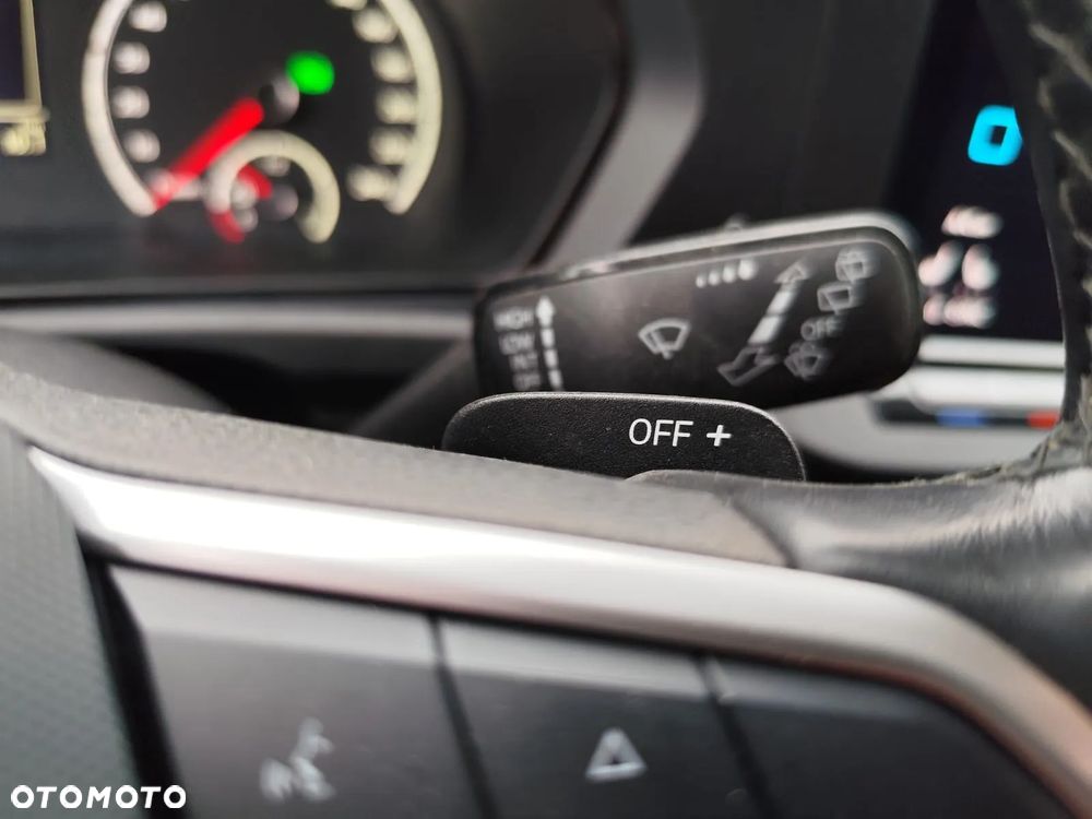 Volkswagen Caddy 2.0 TDI DSG - 11