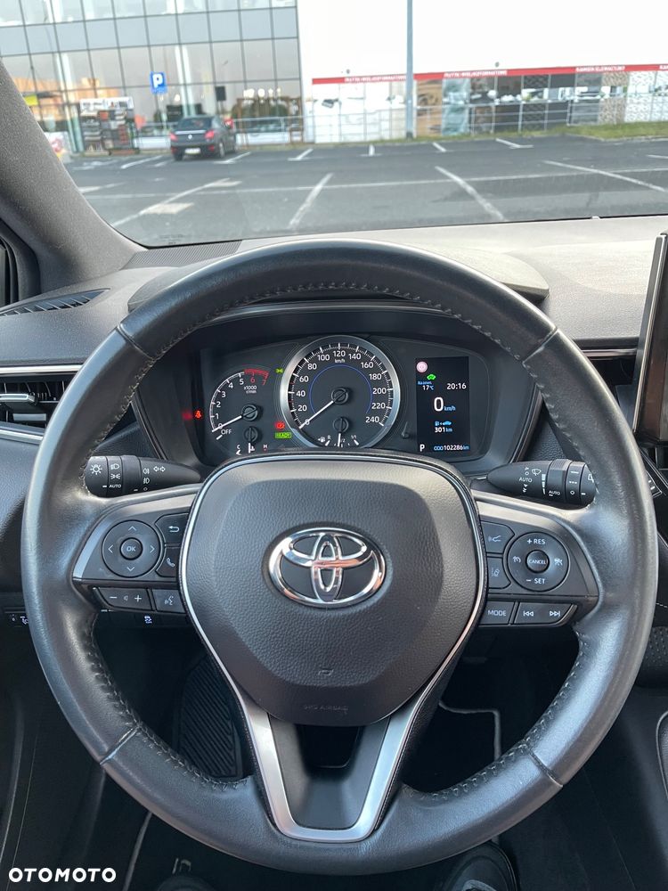 Toyota Corolla - 21