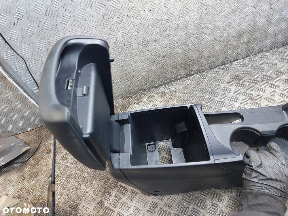 TUNEL ŚRODKOWY PODŁOKIETNIK KIA CEED II 84651-A2000 - 10