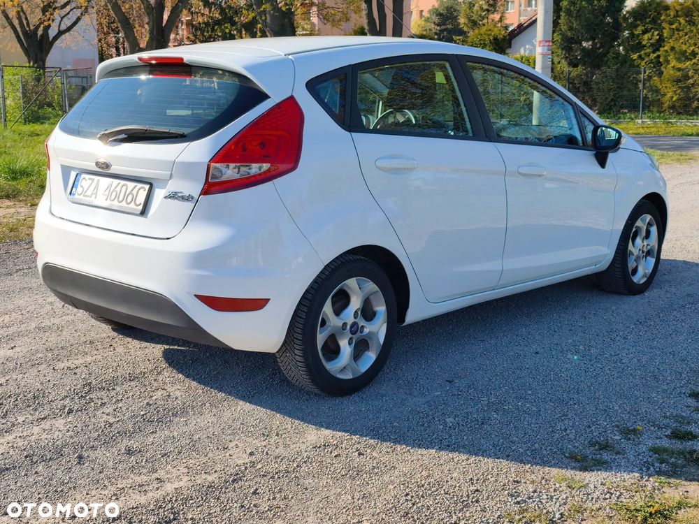 Ford Fiesta 1.4 Champions Edition - 3