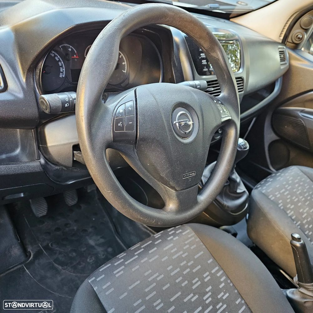 Opel Combo - 22