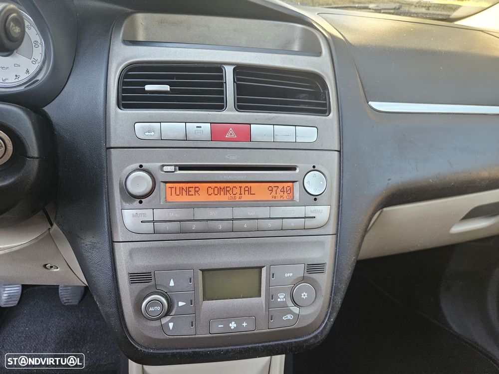 Fiat Linea 1.3 M-Jet Emotion - 12