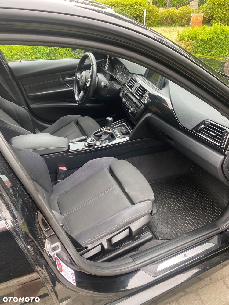 BMW Seria 3 318d DPF - 7