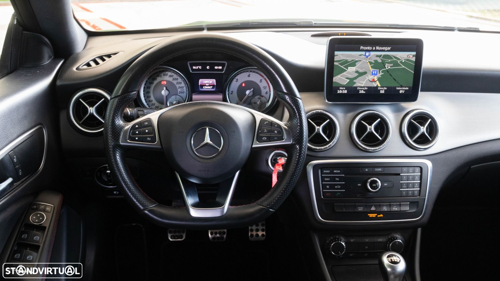Mercedes-Benz CLA 180 d Shooting Brake AMG Line - 5