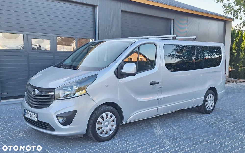 Opel Vivaro - 1