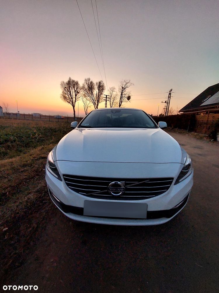 Volvo S60 D4 Drive-E R-Design Momentum - 6