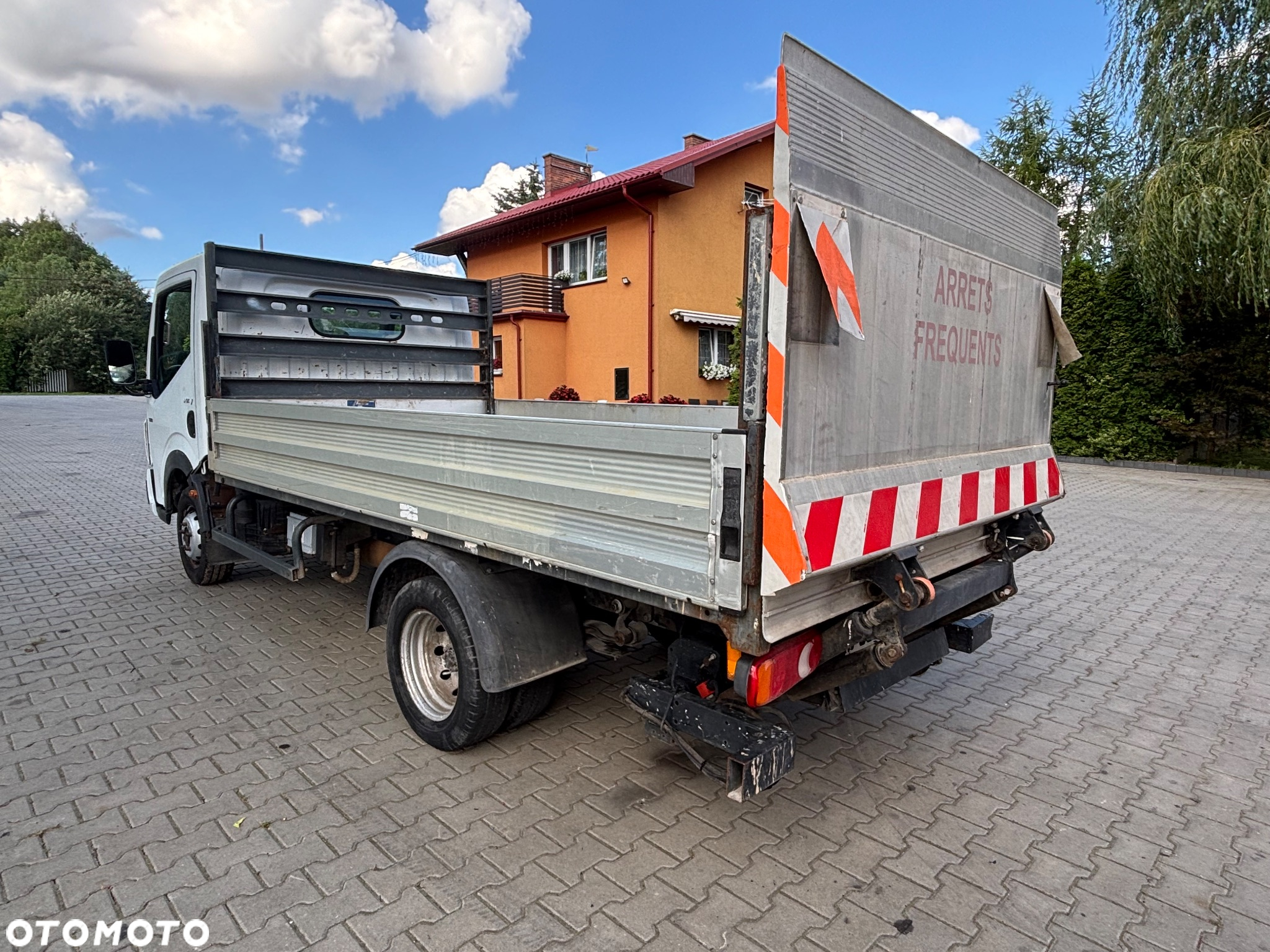 Renault Maxity - 4