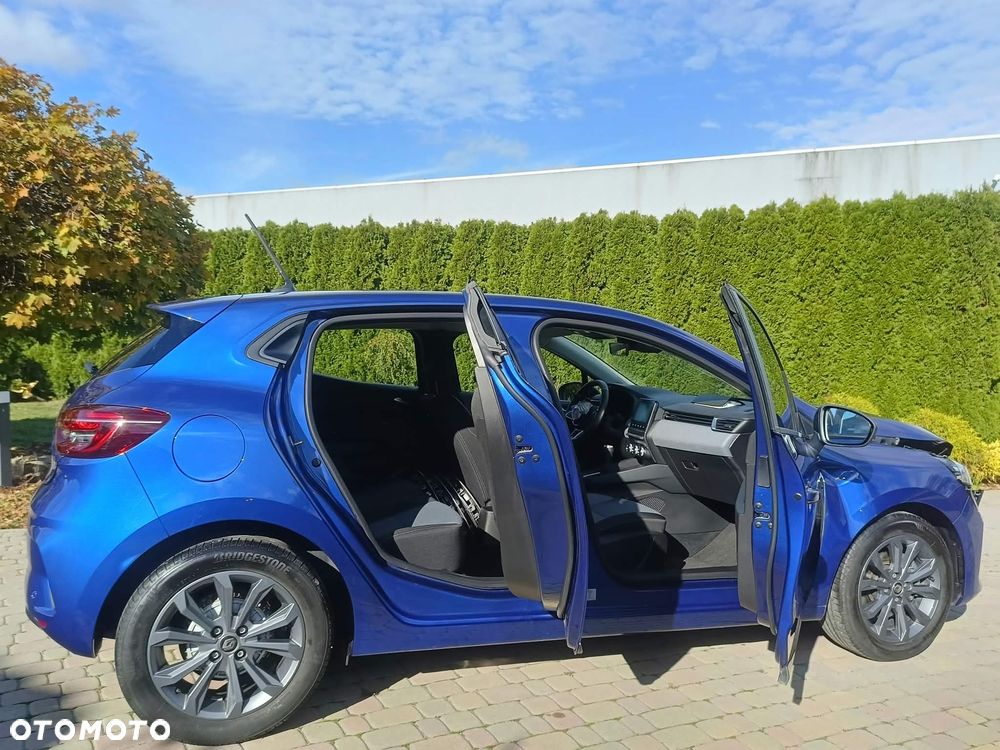 Mitsubishi Colt - 4