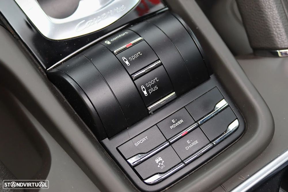 Porsche Cayenne S E-Hybrid - 27