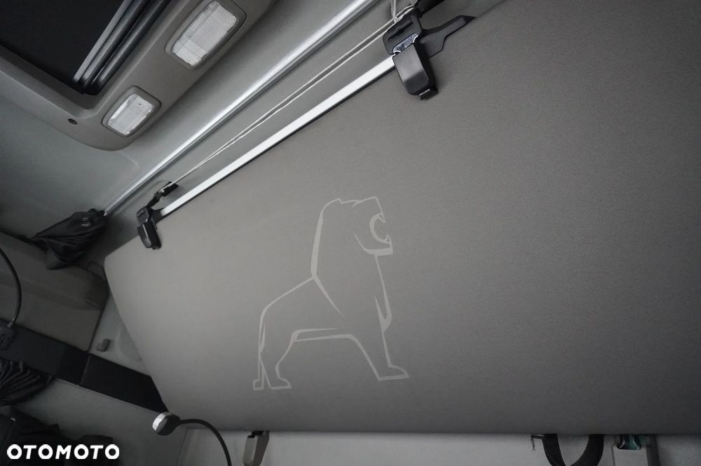 MAN TGX 18.470 / Zestaw / Przyczepa 19 EPAL / Firanka 19 EPAL / 2022 / Retarder / 15 sztuk - 31