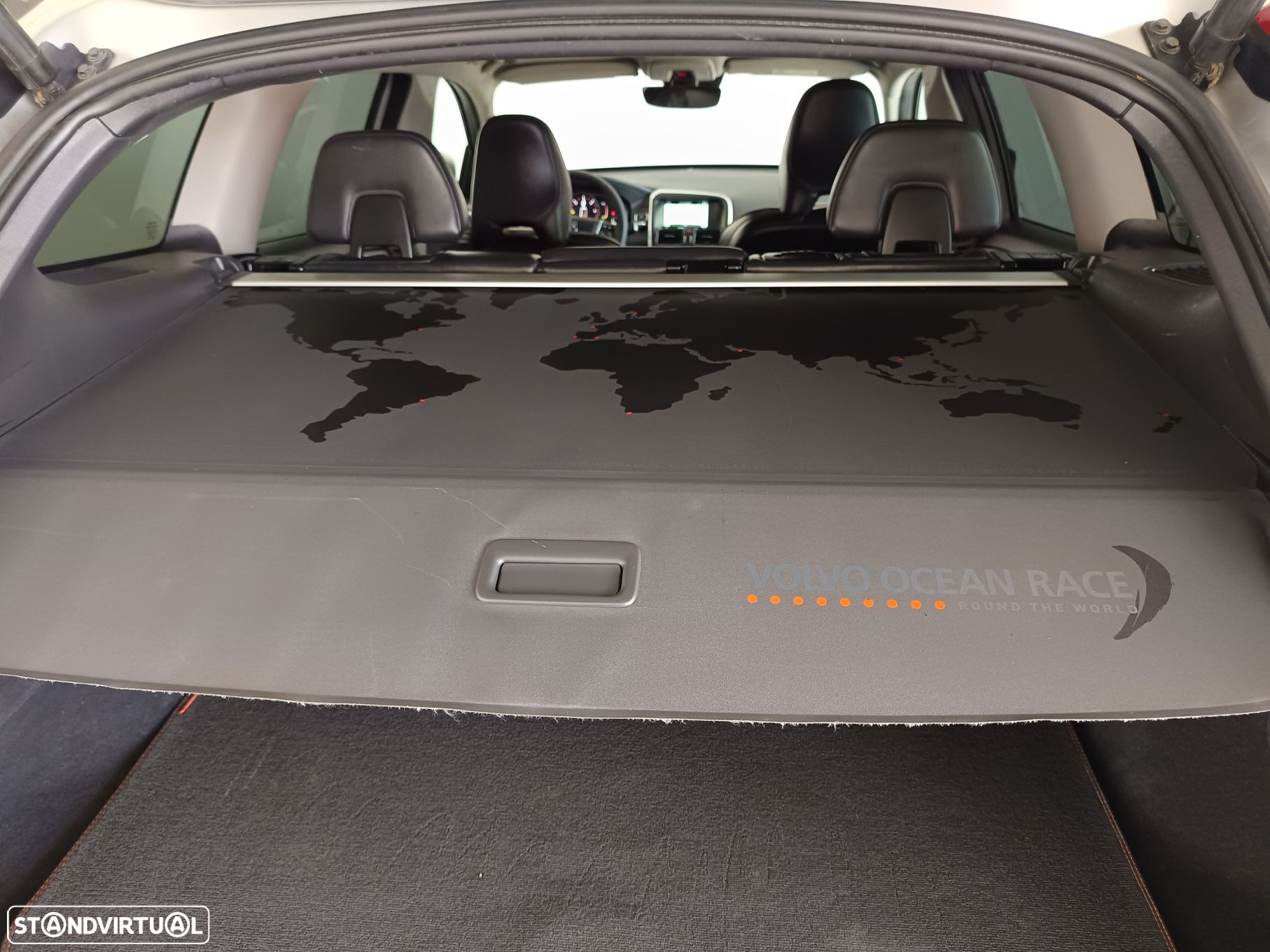 Volvo XC 60 2.0 D4 VOR Geartronic - 13