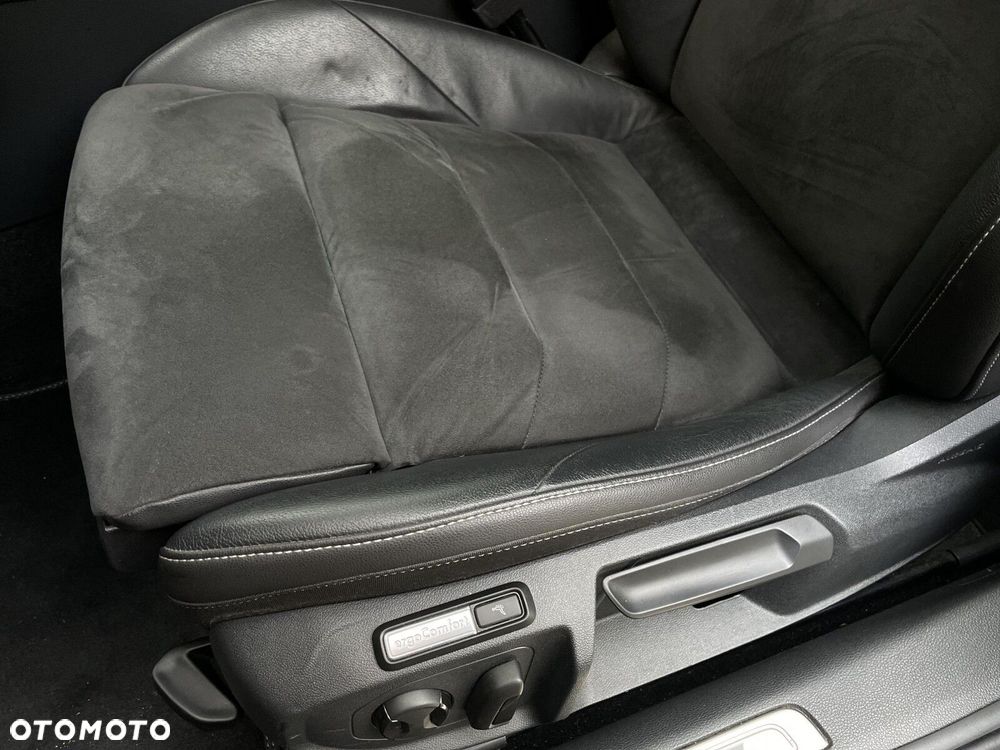 Volkswagen Arteon 2.0 TSI R-Line DSG - 17