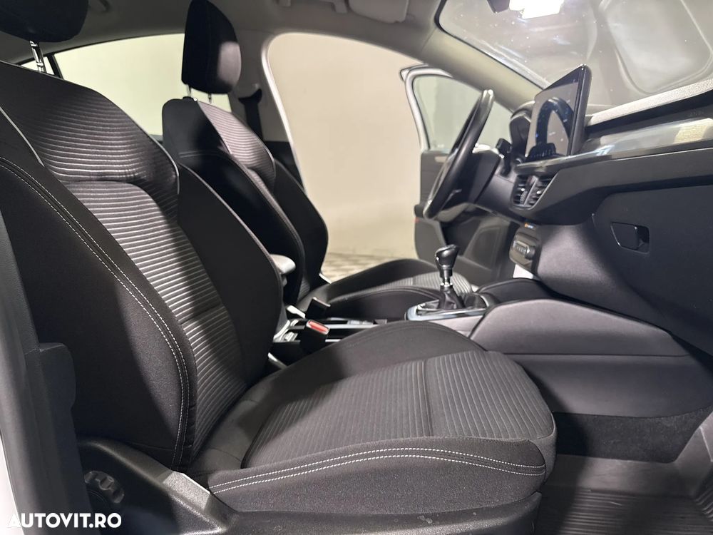 Ford Focus - 12