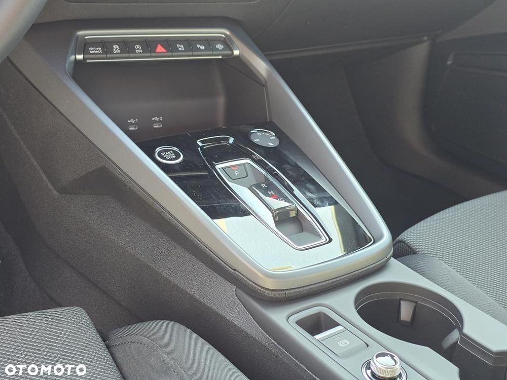 Audi A3 35 TFSI mHEV Advanced S tronic - 20