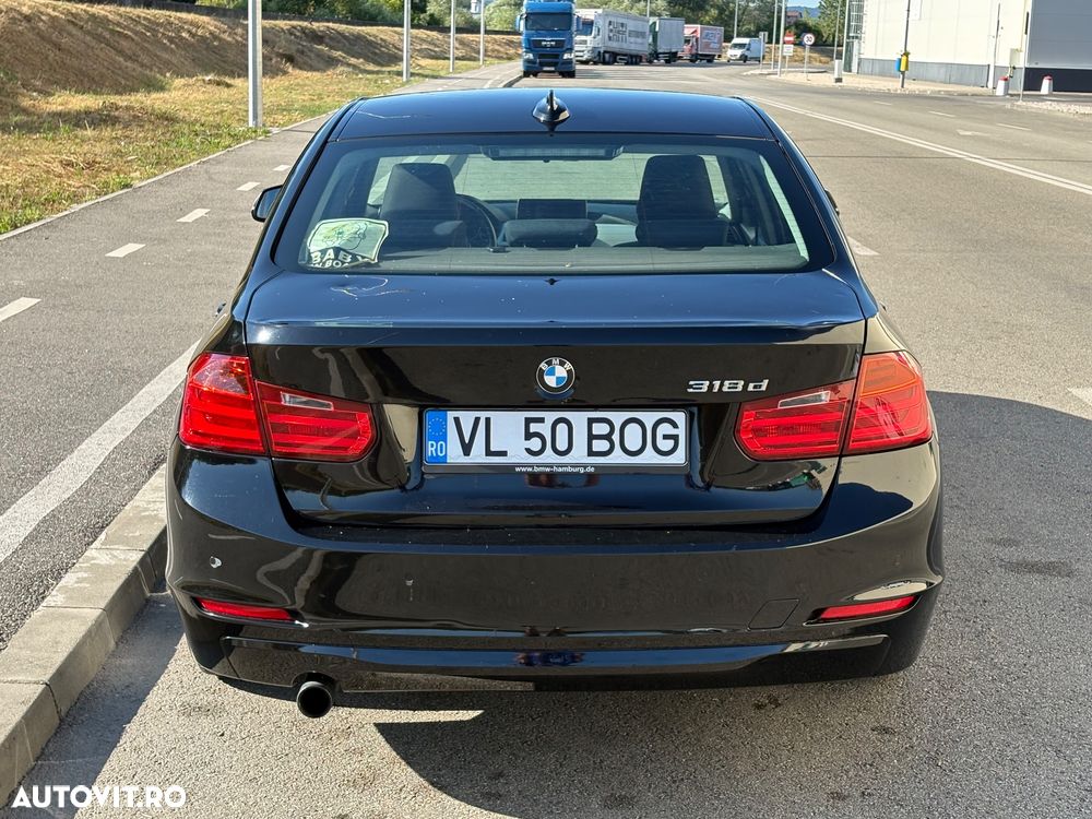BMW Seria 3 318d - 4