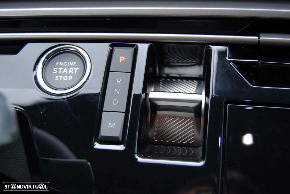 Peugeot 5008 1.2 Hybrid Allure e-DCS6 - 25