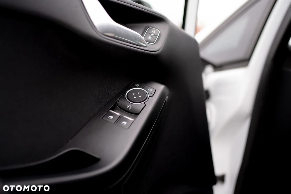 Ford Fiesta 1.1 SYNC Edition - 18