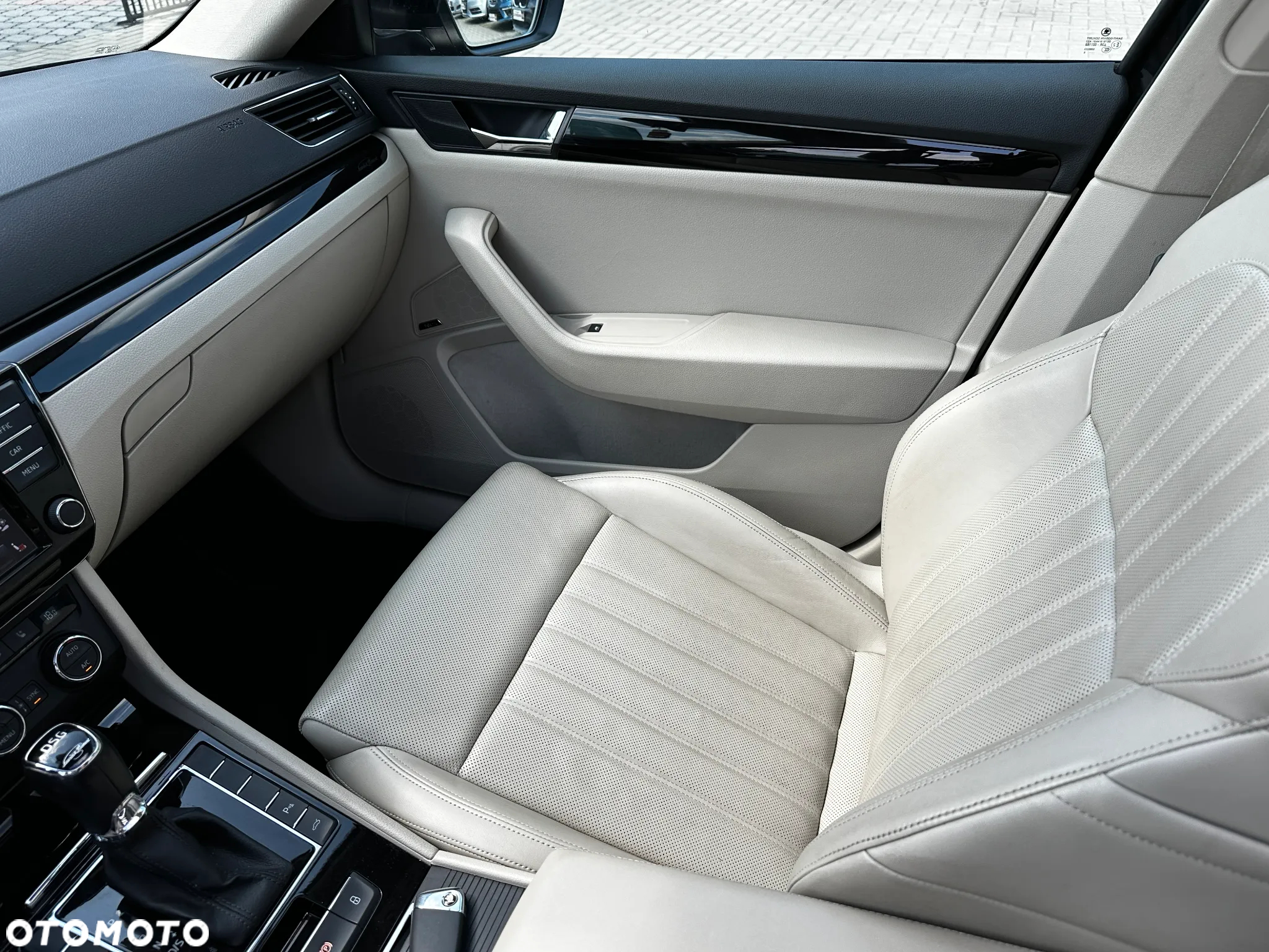 Skoda Superb - 17