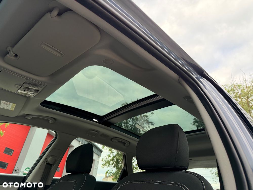 Kia Ceed 1.6 GDI Platinum Edition - 23