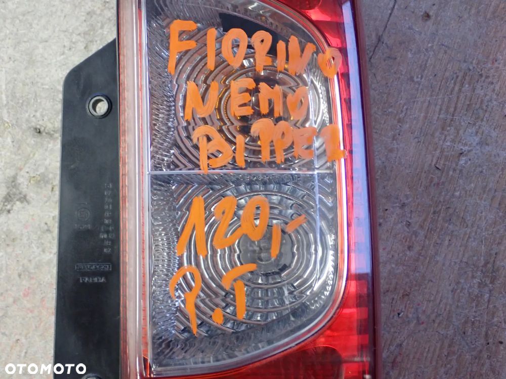 FIAT FIORINO CITROEN NEMO PEUGEOT BIPPER LAMPA PRAWY TYŁ - 2