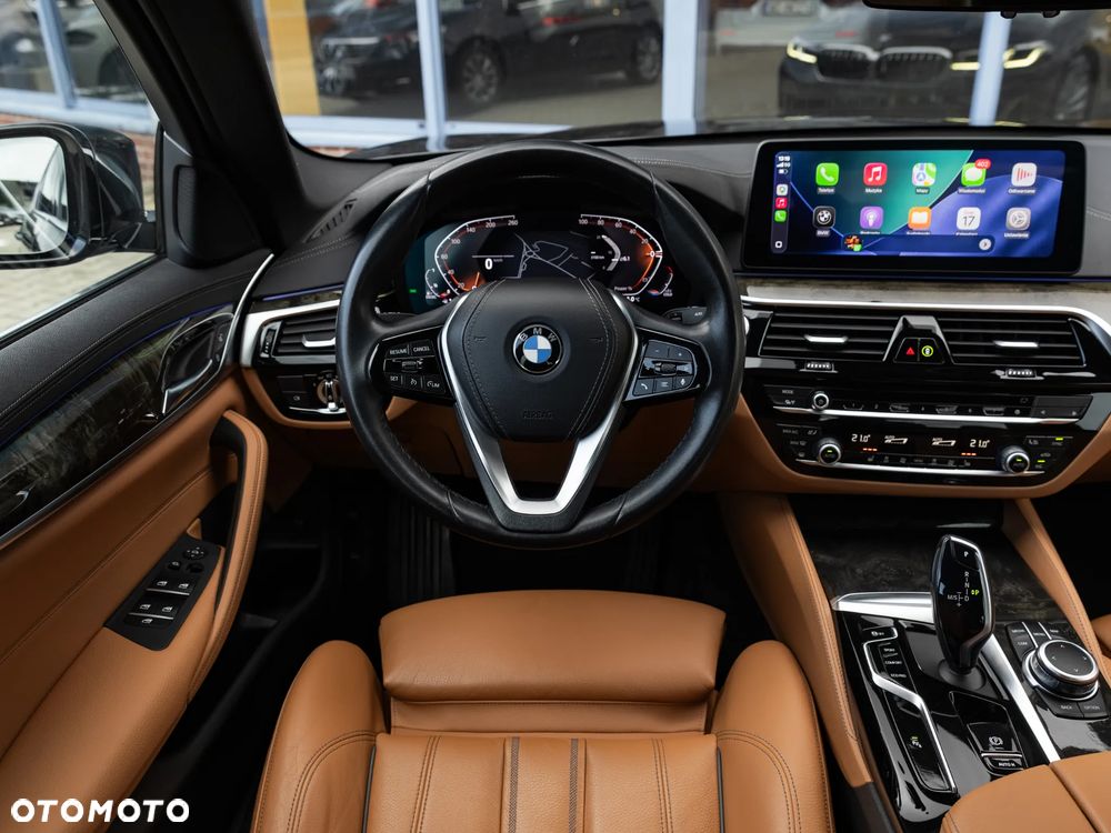 BMW Seria 5 518d mHEV Luxury Line - 26