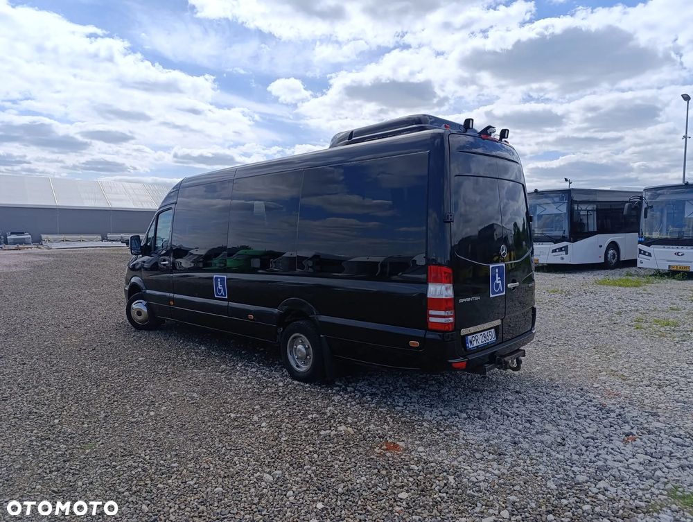 Mercedes-Benz Sprinter 519 - 9