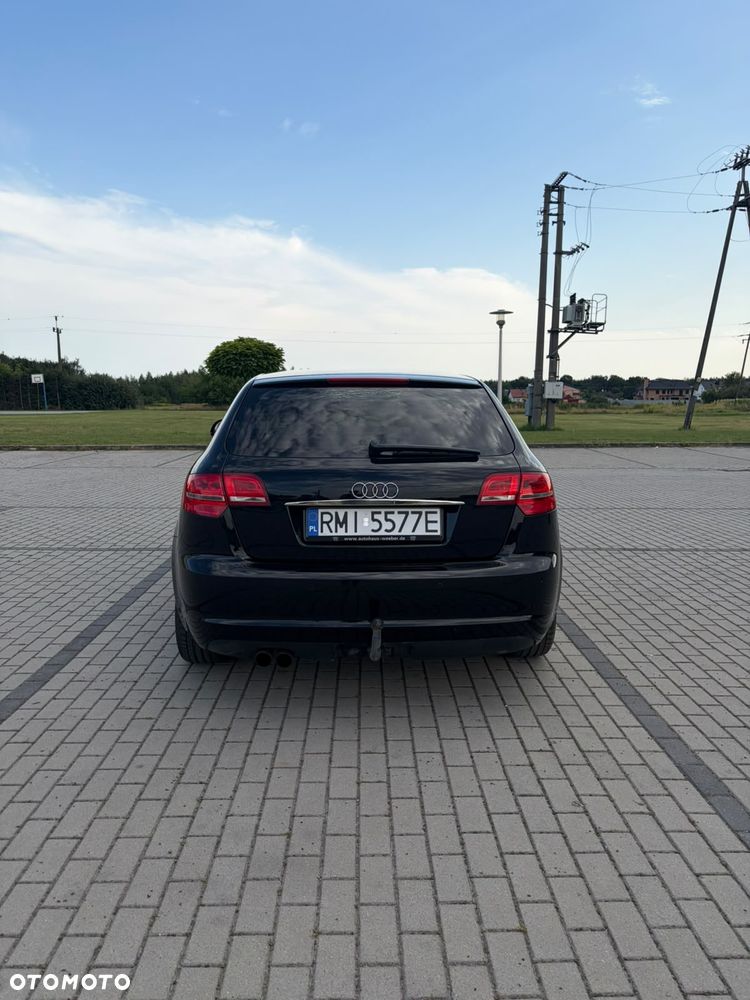 Audi A3 Sportback - 13