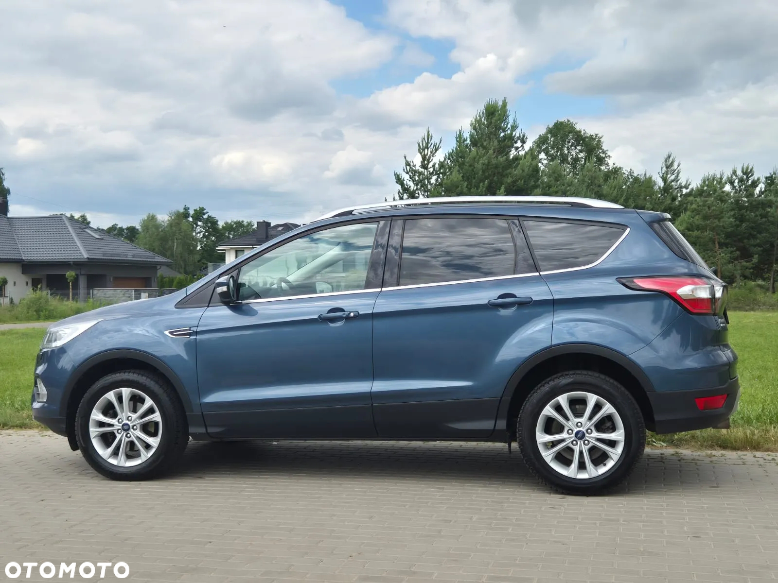 Ford Kuga 1.5 EcoBoost FWD Titanium ASS MMT6 - 14