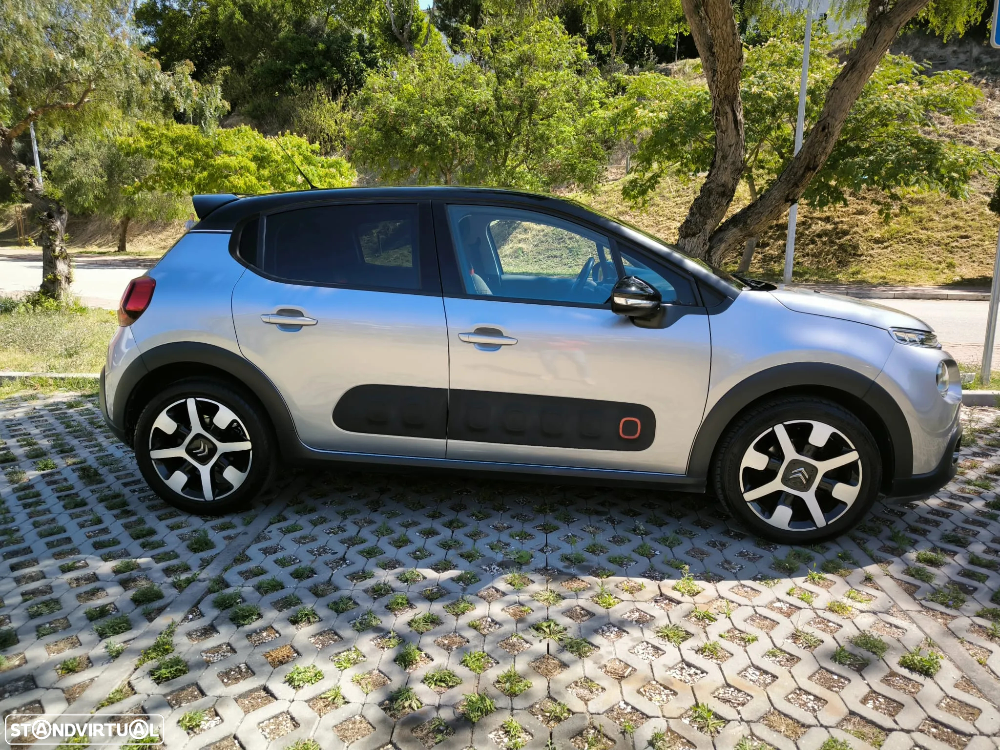 Citroën C3 1.5 BlueHDi Shine - 2