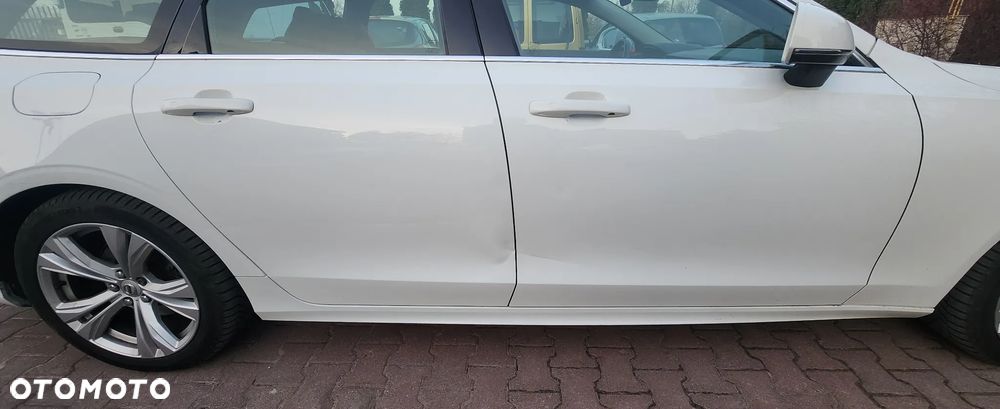 Volvo V90 D4 Geartronic Momentum Pro - 12