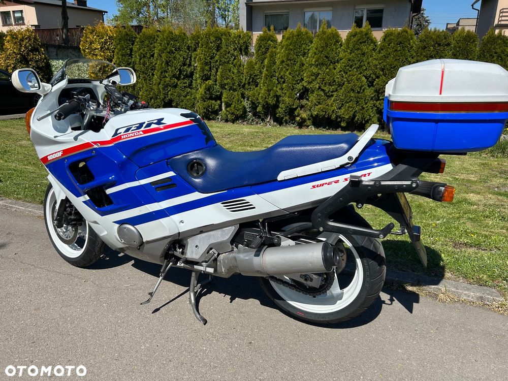Honda CBR - 4
