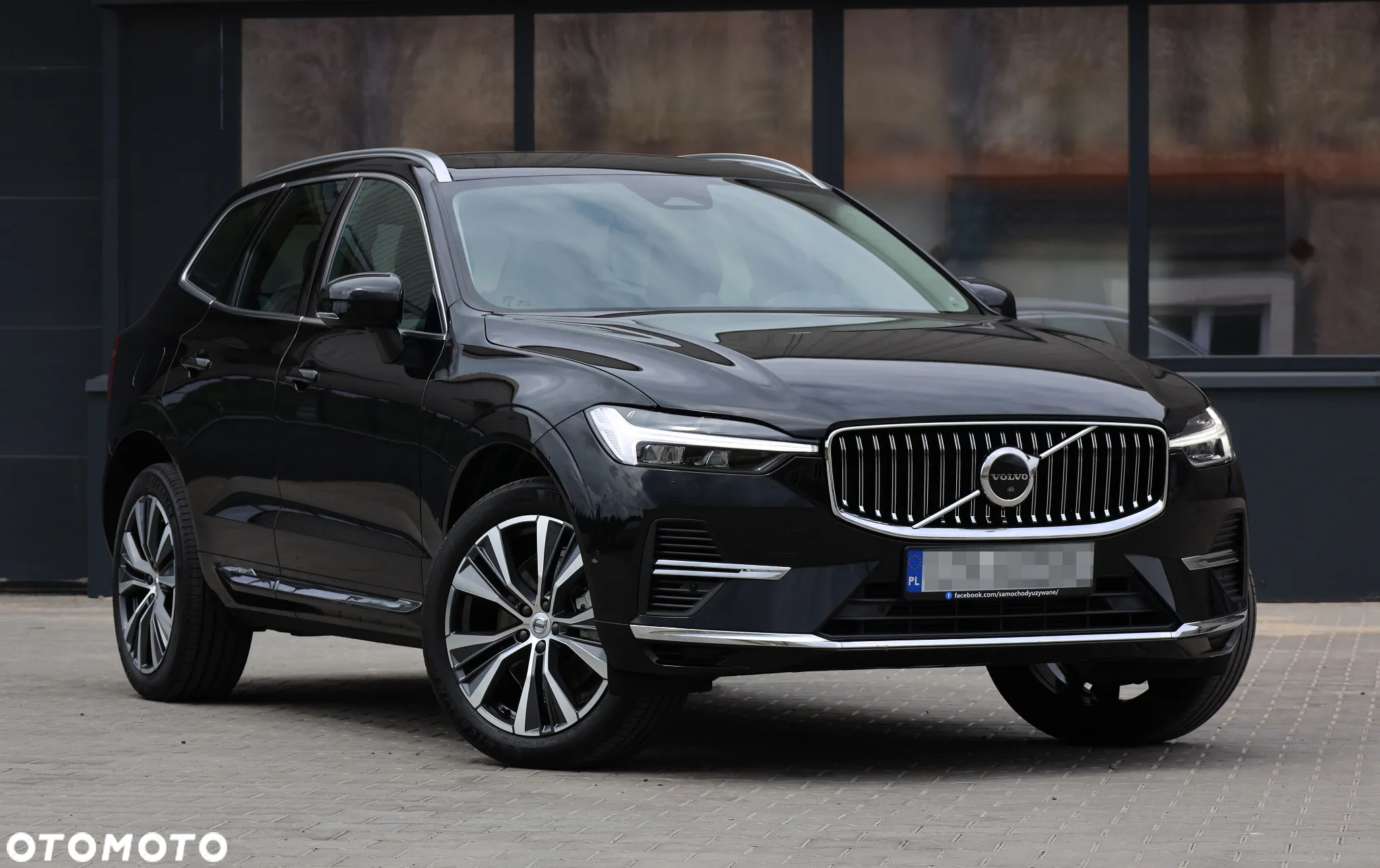 Volvo XC 60 T6 AWD Plug-In Hybrid Inscription - 4