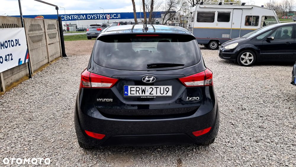 Hyundai ix20 1.6 Trend - 11