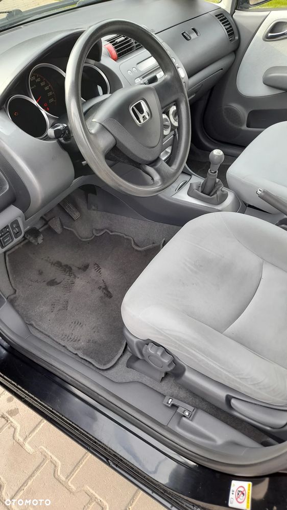 Honda City 1.4 Comfort - 8