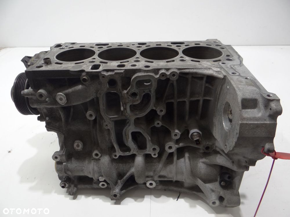 BLOK SILNIKA BMW F10 N47D20C 7810596 - 1
