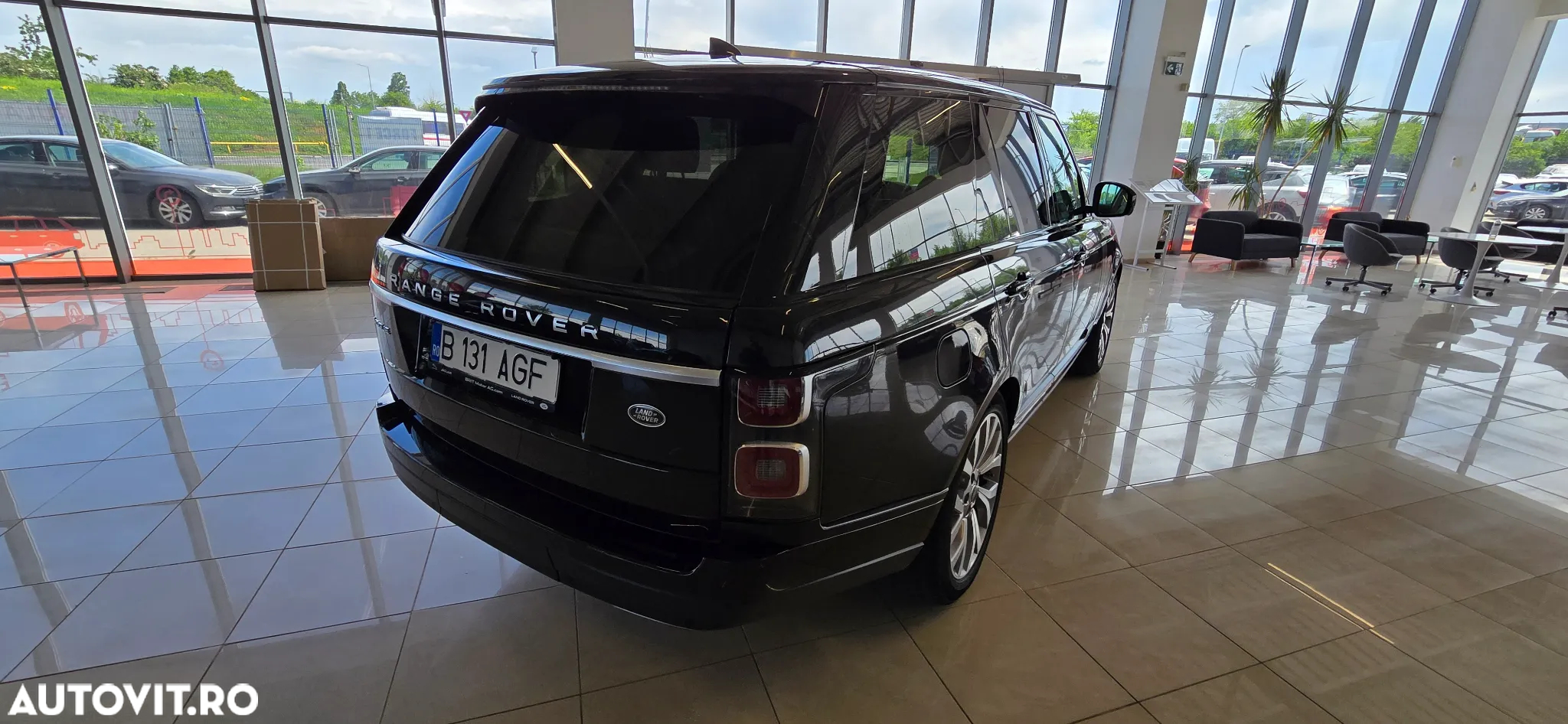 Land Rover Range Rover 3.0L SDV6 Vogue - 5