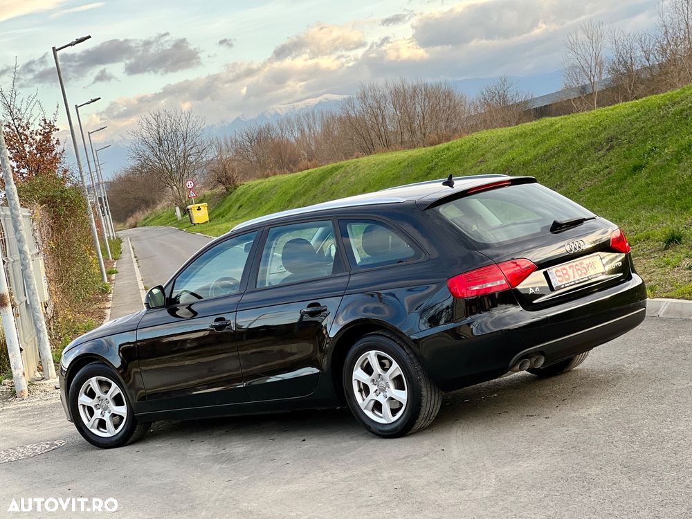 Audi A4 Avant 2.0 TDI DPF S line Sportpaket - 6