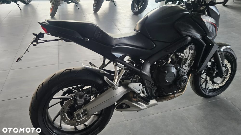 Honda CB - 21
