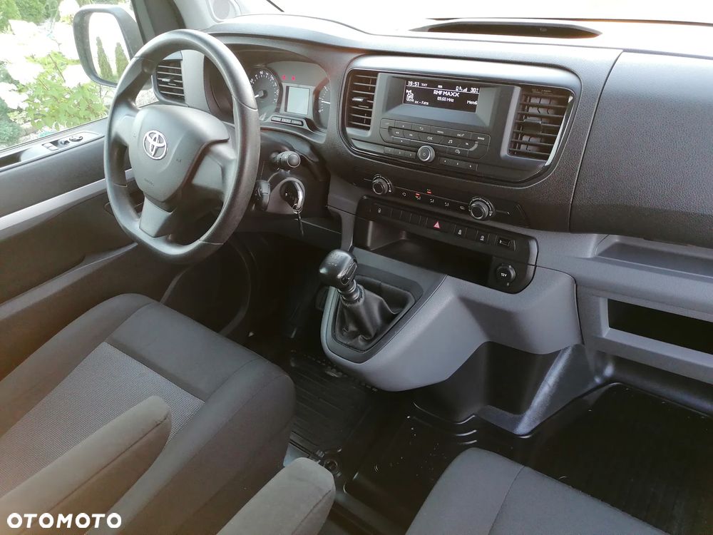 Toyota ProAce D-4D Long 3,0t Active (bryg.) - 19