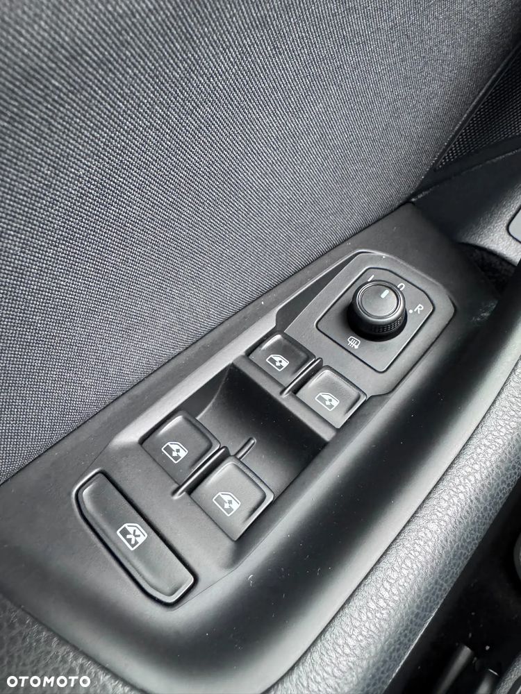 Volkswagen Passat 2.0 TDI EVO Business DSG - 30