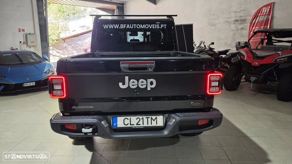 Jeep Gladiator 3.0V6 MultiJet AWD Auto Overland - 13