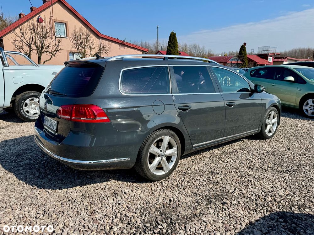 Volkswagen Passat - 15