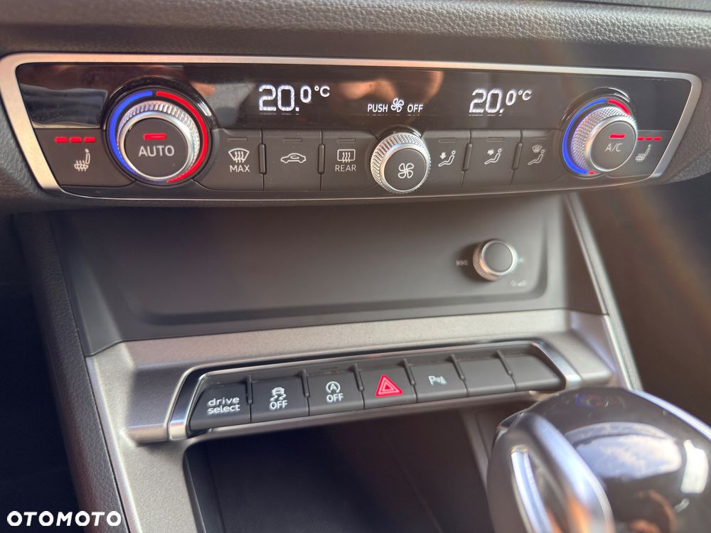 Audi Q3 Sportback 35 TDI S tronic S line - 37