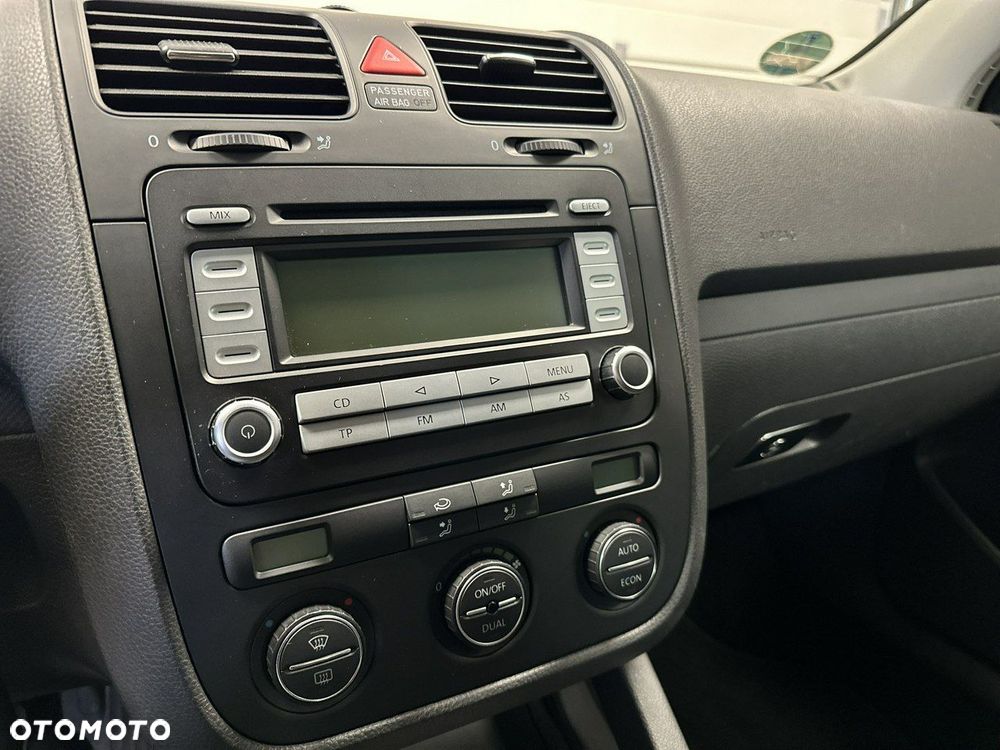 Volkswagen Golf 1.6 Trendline - 10