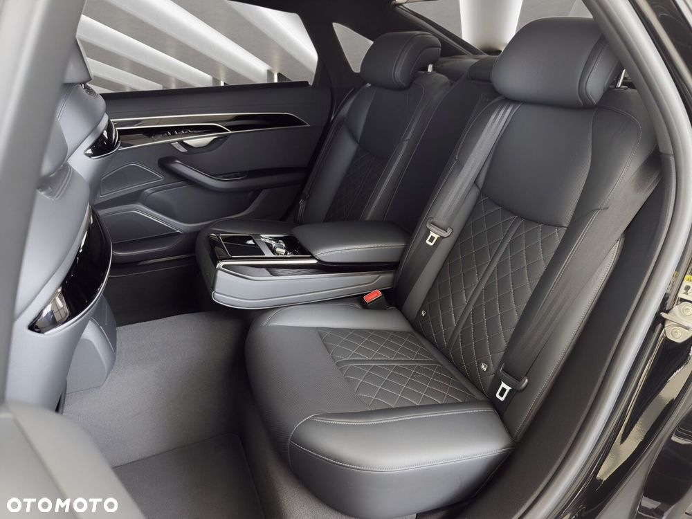 Audi A8 - 18