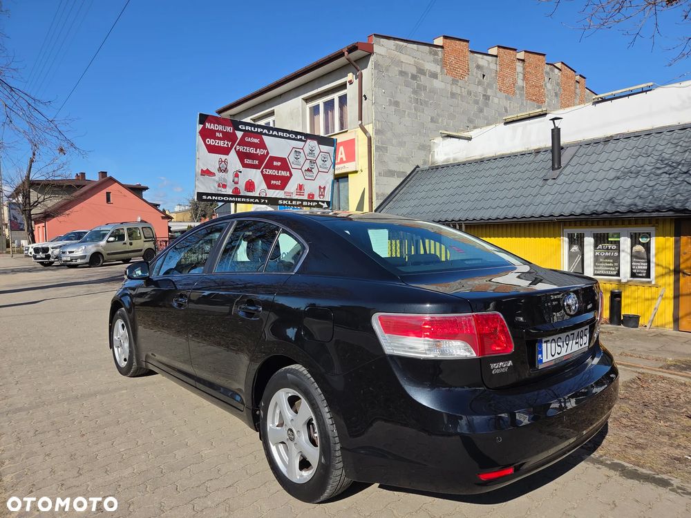 Toyota Avensis 1.8 Comfort - 5