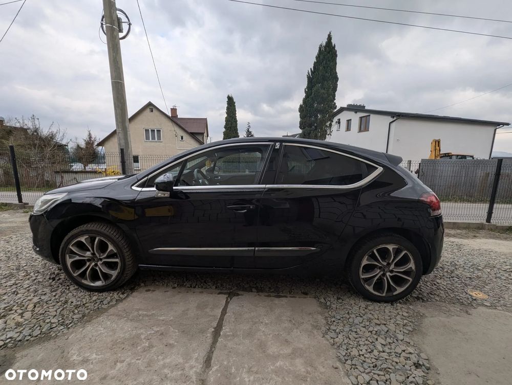Citroën DS4 HDi 165 SportChic - 11