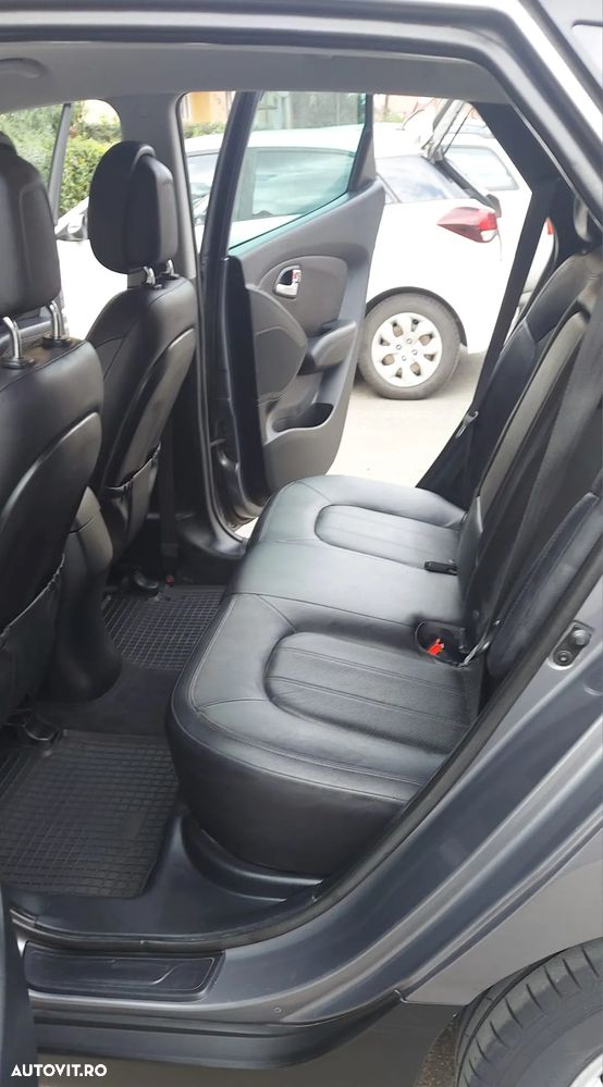 Hyundai ix35 2.0 CRDI High 4WD GLS Aut. Premium - 13