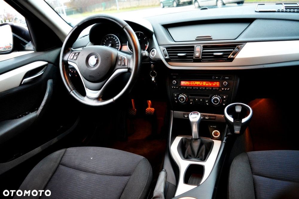 BMW X1 xDrive18d xLine - 5